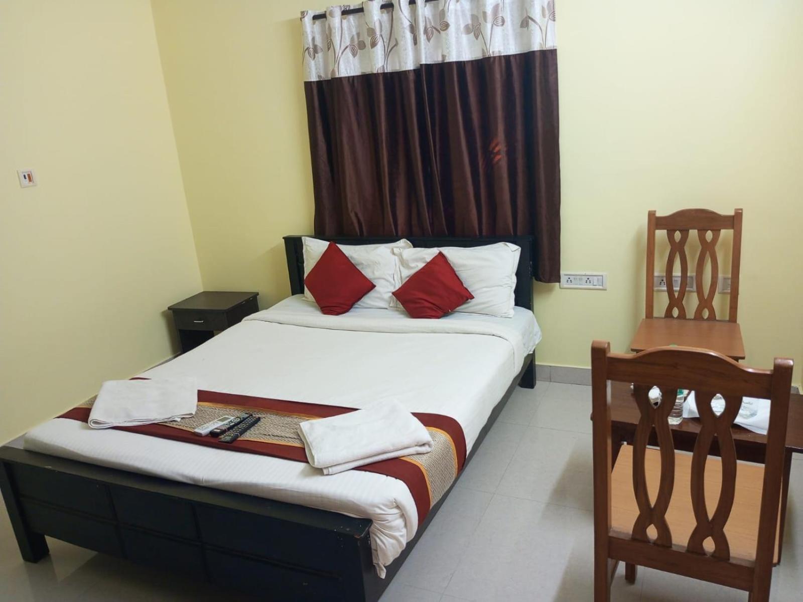 The Posh Residency, Ecr Bed & Breakfast Chennai Eksteriør bilde